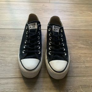 Converse Chuck Taylor All Star lift platform sneaker